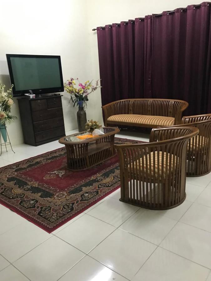 Hj Homestay Kuala Terengganu Eksteriør bilde